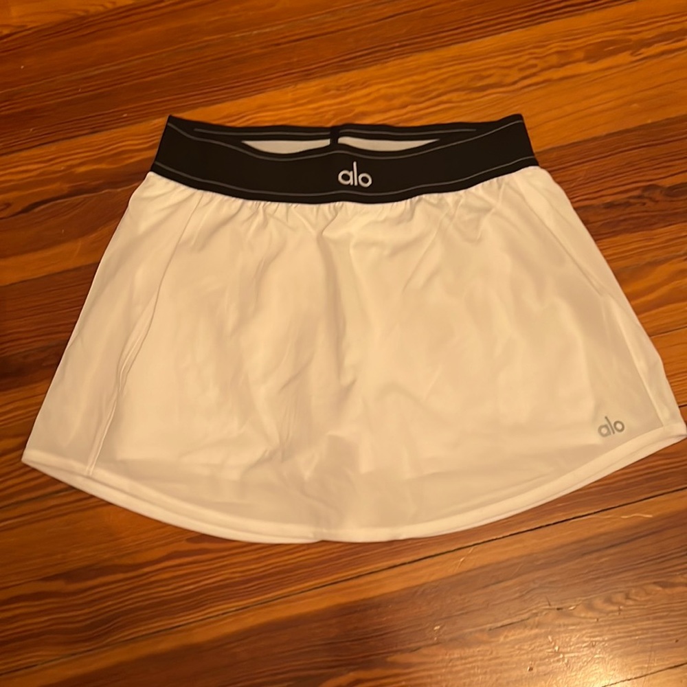 NWOT alo match point skirt white
